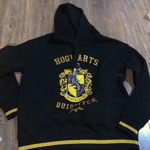 Huddle puff hoodie